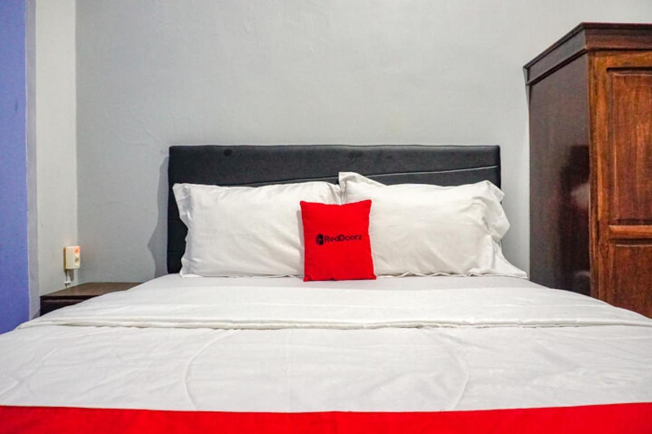 Reddoorz Near Penimbangan Beach Singaraja Экстерьер фото
