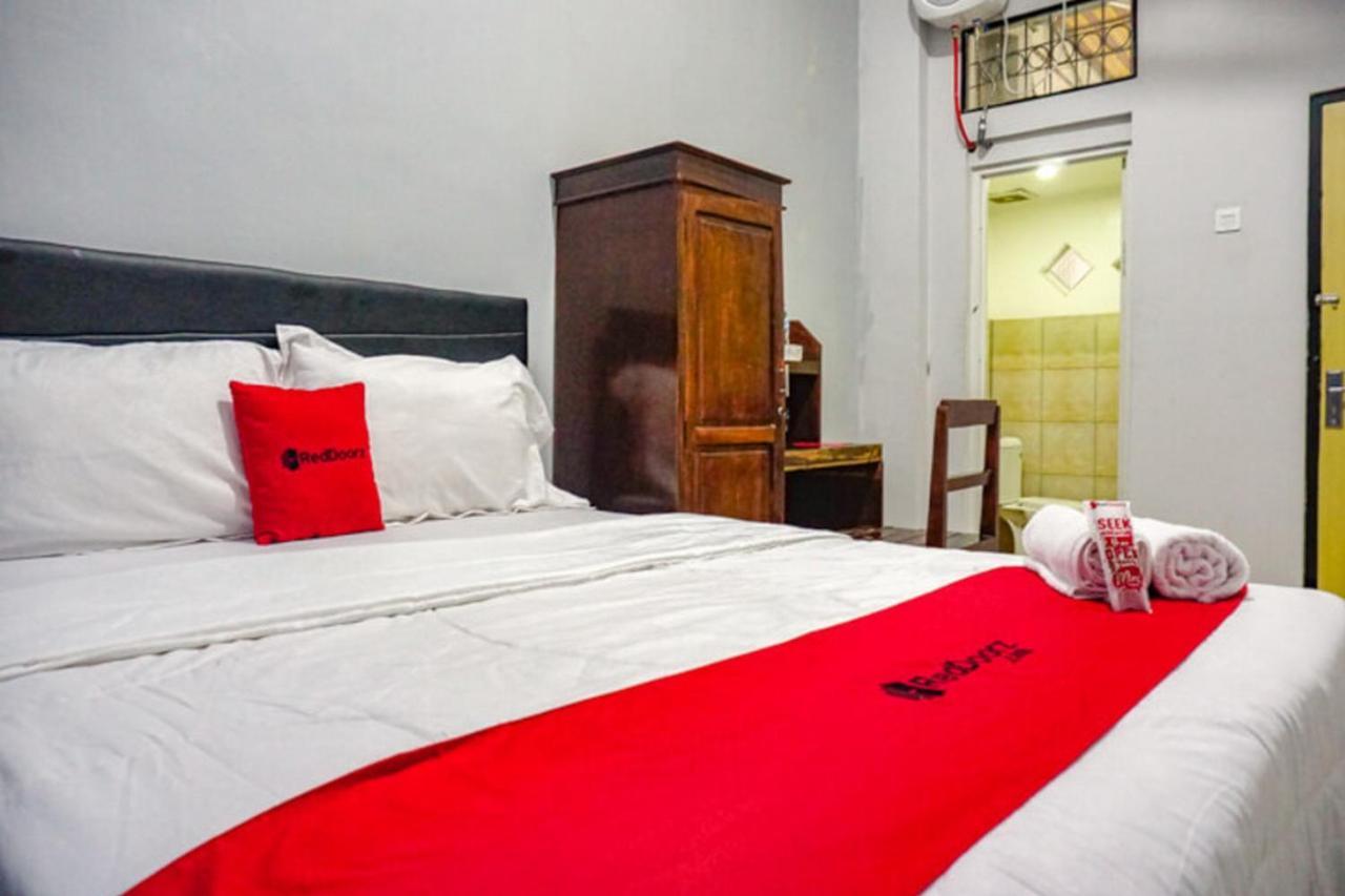 Reddoorz Near Penimbangan Beach Singaraja Экстерьер фото